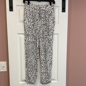 Zara Black and White Abstract Print Pants